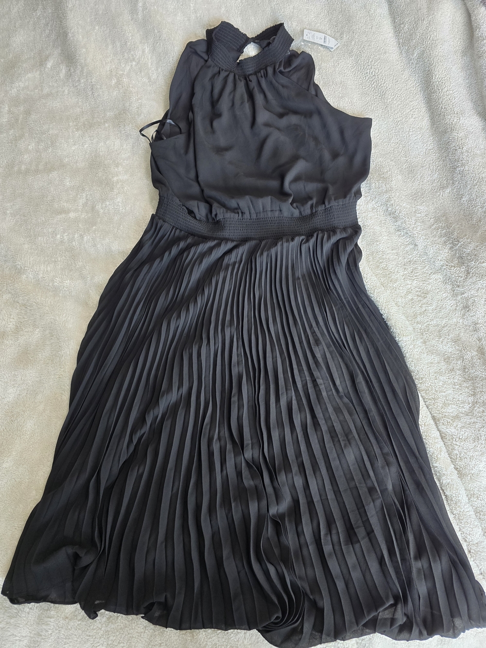 White House Black Market Black Pleated Midi Dress